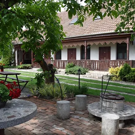 Bodrog-parti Vendeghaz